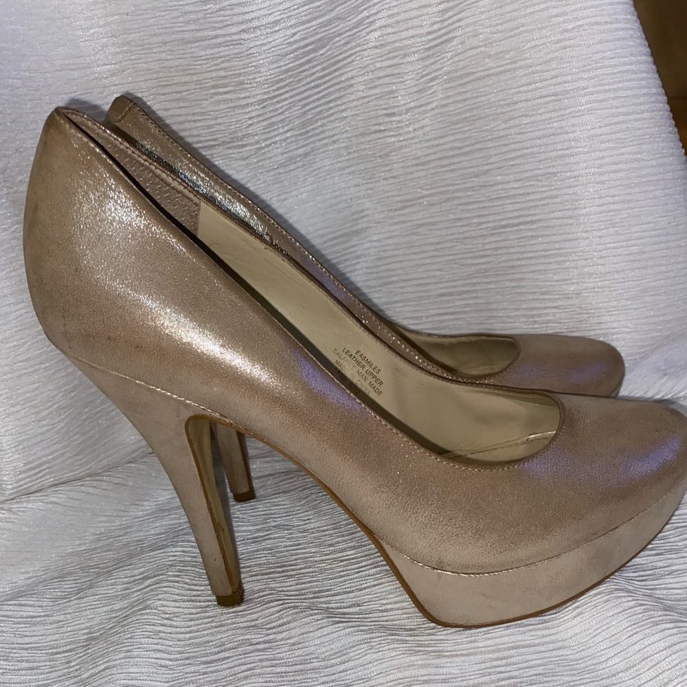 Enzo Angiolini Platform heel